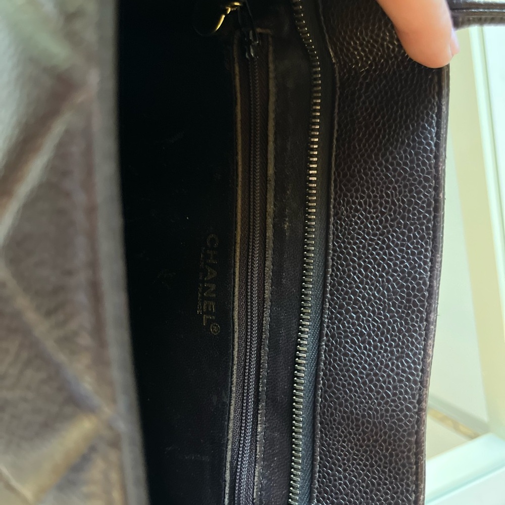 Chanel Medallion Tote in Lambskin - Picture 10 of 12